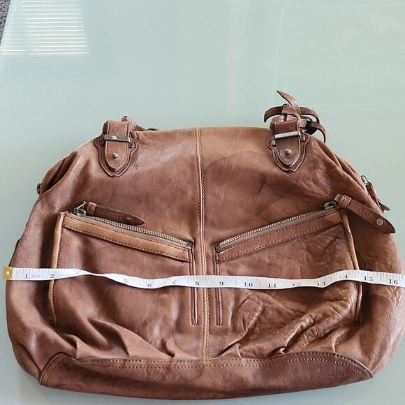 Olivia Harris Shoulder Bag - Picture 6 of 7